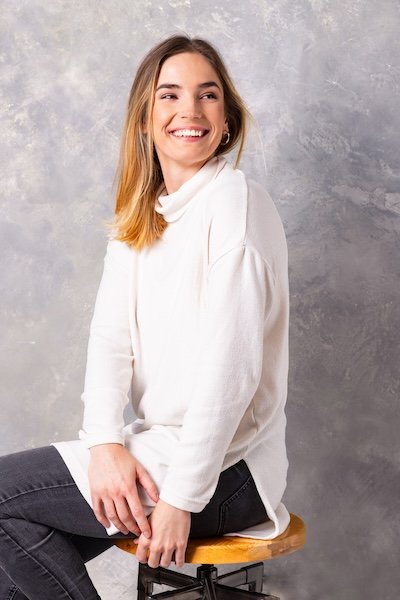 Farkas Regina - Junior Art Director