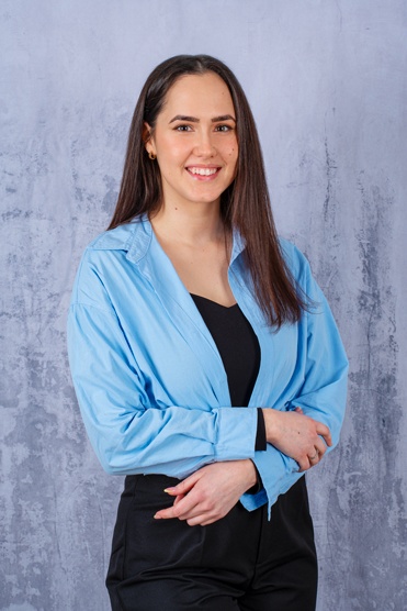 Mihály Anna, Junior Graphic Designer